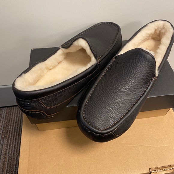 UGG Other - Ugg Ascot China Tea Mens Slippers US 12EEE